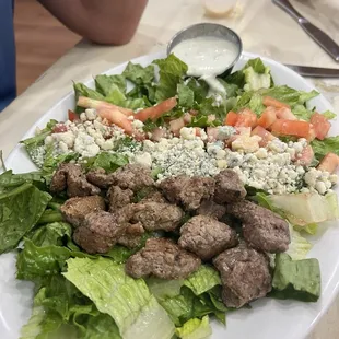 Steak and blue cheese salad