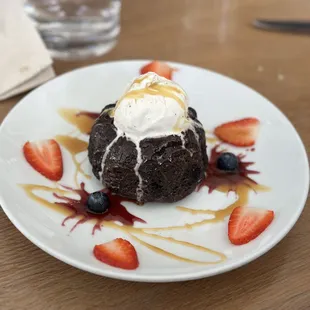 LAVA CAKE