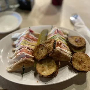 Club sandwich with fried zucchini