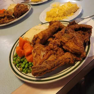 A great plate of the fried chicken..