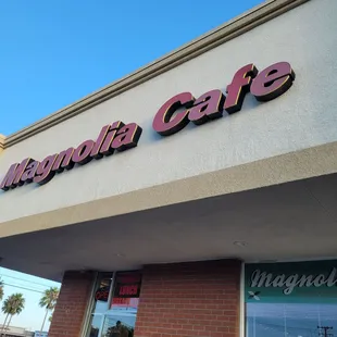 Magnolia Cafe was empty for a Saturday afternoon...