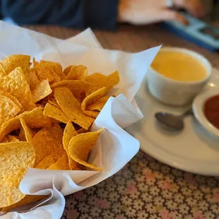 Chip, queso, and salsa