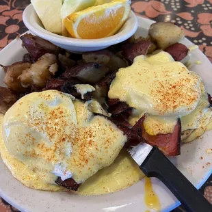 Eggs Benedict