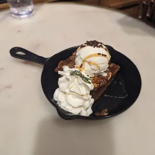 Toffe Cake and Ice Cream