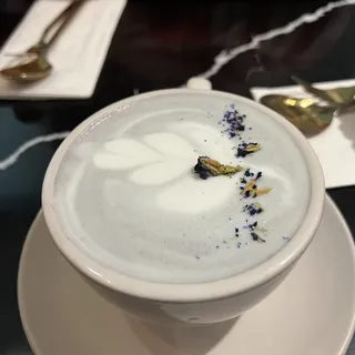 Aun-Chun Tea Iced Latte