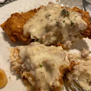 Delicious breaded chicken breast medallions smothered in Tarheel sausage gravy... YUMMMMM