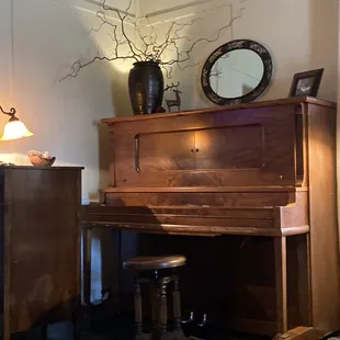 New addition to the living room - a 1920 player piano