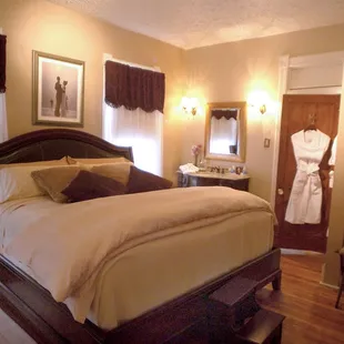 The Ellington Suite, Sophisticated Elegance for a Special Stay
