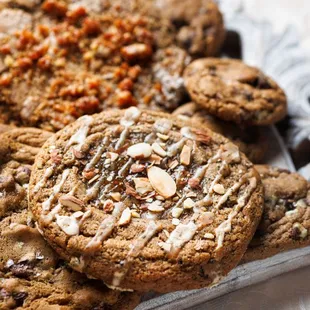 Earl Grey, Fig Jam, and Almond Cookie lookin good.  Crunchy outside, Chewy and gooey center, topped with crispy almonds.  Best Cookies