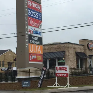 Sign at corner of Toledano