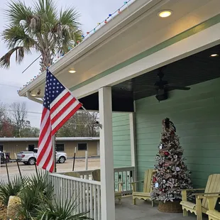 Front-porch sitting, even at Thanksgiving