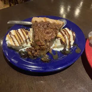Homemade Bourbon pecan pie
