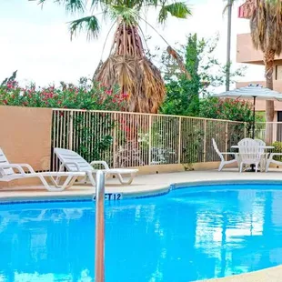 MH ElPasoWest ElPaso TX Property OutdoorPool