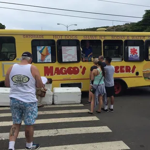 Magoos Burger coach.