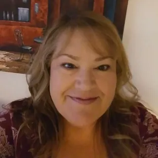 Lori P.