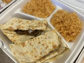 La Poblanita Mexican Restaurant & Candy Store