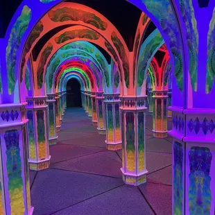 This is a little example of the mirror maze!
