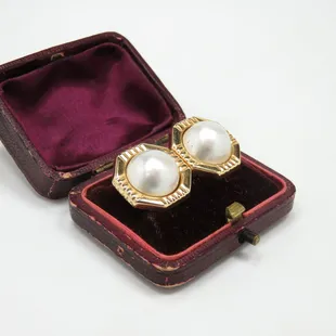 Vintage Mid Century Pearl Button Earrings in 14 Karat Gold