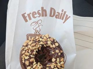 Luv'n Donuts