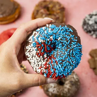 Mag's Donuts & Bakery