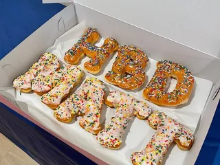 Mag's Donuts & Bakery