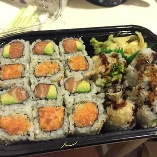 Spicy Crunchy Salmon Roll