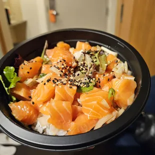 Salmon poke