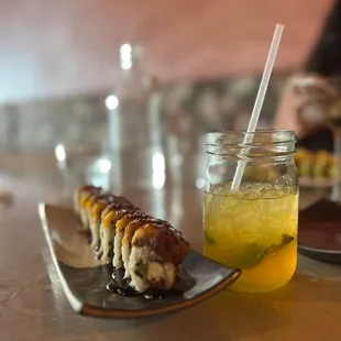 Puro Norte roll &amp; passionfruit mojito