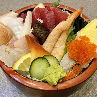 Chirashi Sushi