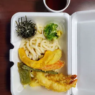Cold tempura udon