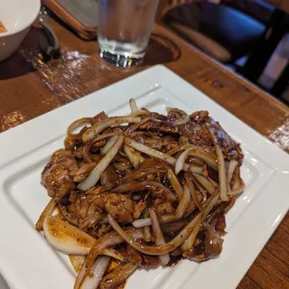 Szechuan Style Kung Pao Beef
