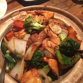 San Bei Chicken Clay Pot