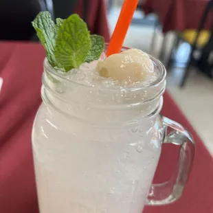 Small lichee juice with the good ice.