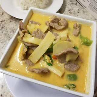 D3 Red Curry