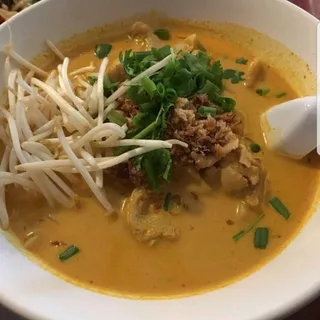 F3 Drunken Noodle (Spicy Noodle)