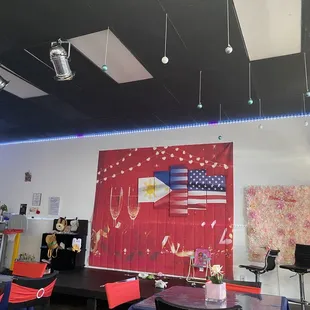 Children daycare area? Child toys.