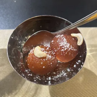 2 Pieces Gulab Jamun