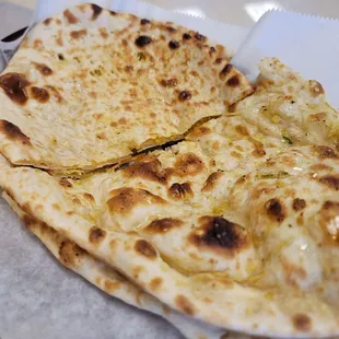 Garlic and Cheese Nan