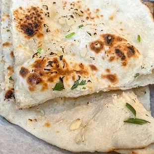 Garlic Naan @restaurant_aholic