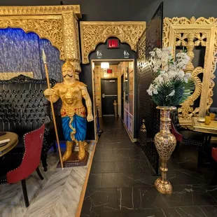 Decoration in the dining area