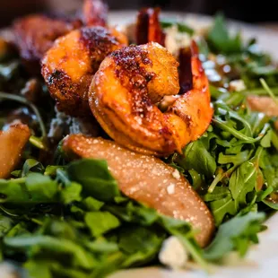 Roasted Pear and Arugula salad with Shrimp