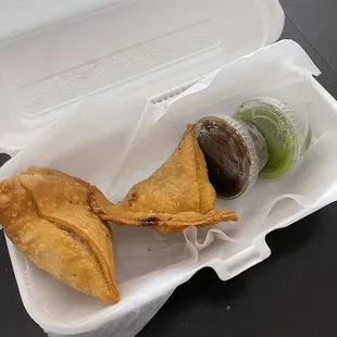 2 Piece Vegetable Samosa