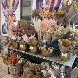 Dry flower bar