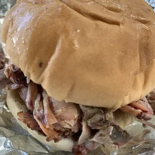 Pulled pork sandwich