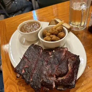 Rib dinner with beans and fried okra