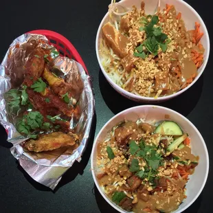 Rice Bowl: tofu, rice bowl: pork belly, thai style Chicken Wings (01/2020)
