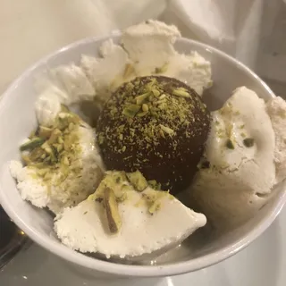 Shahi Gulab Jaman