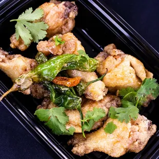 Crispy chicken wings