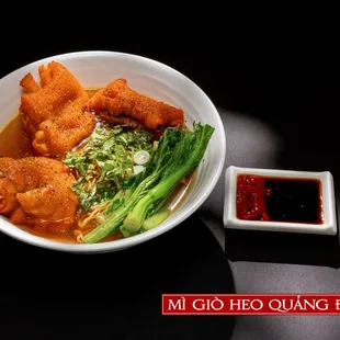 Mì Giò Heo Quảng Đông