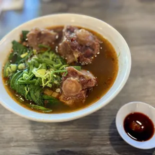 Mì đuôi bò